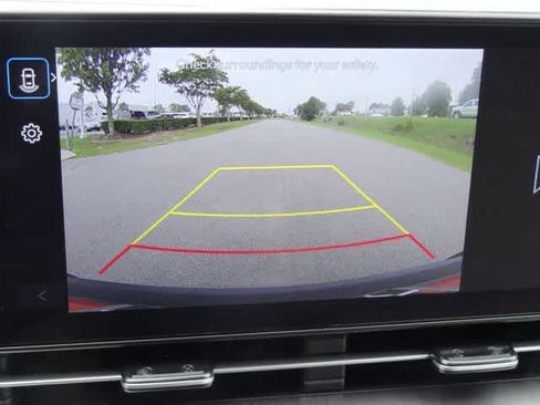 Used 2025 Hyundai Kona SEL FWD image 27