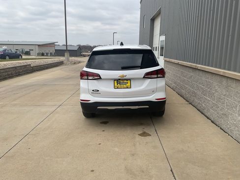 Used 2022 Chevrolet Equinox LT image 5