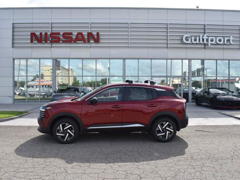 New 2027 Nissan Kicks SV FWD image 3