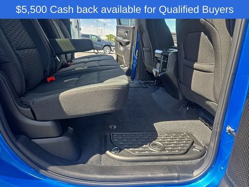 New 2026 RAM 1500 4x4 Crew Cab image 21