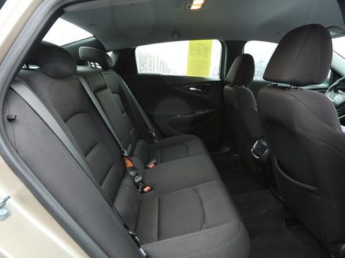 Used 2023 Chevrolet Malibu LT image 26