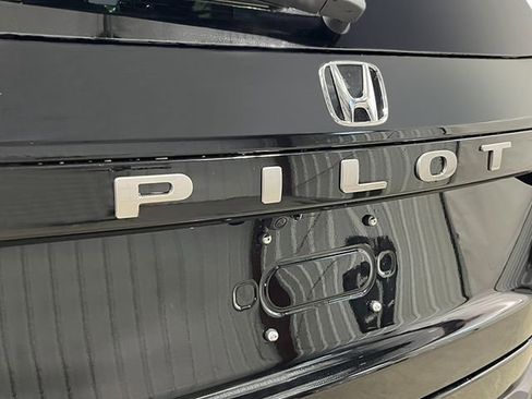 New 2026 Honda Pilot EX-L image 9