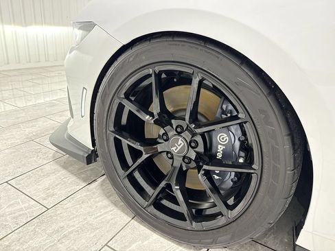 Used 2025 Ford Mustang GT Premium w/ GT Performance Package RWD image 34