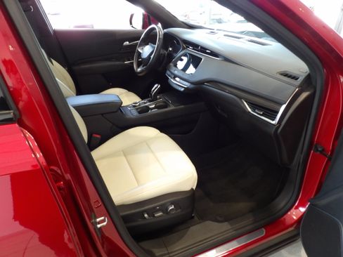Used 2021 Cadillac XT4 Sport AWD/4WD image 25