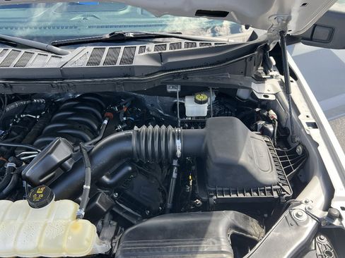 Certified 2022 Ford F150 XLT w/ Equipment Group 302A High AWD/4WD image 39