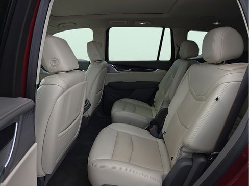 Used 2023 Cadillac XT6 Premium Luxury AWD/4WD image 11