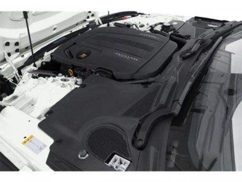 Used 2020 Jaguar F-TYPE Coupe image 13