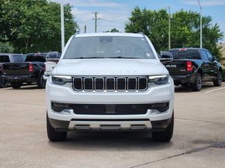 Certified 2024 Jeep Wagoneer Series II w/ Flexible Seating Group RWD video 2