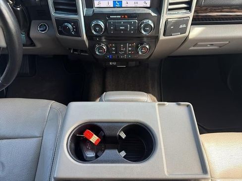 Used 2018 Ford F150 Lariat AWD/4WD image 21