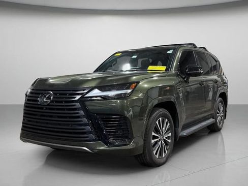 Used 2025 Lexus LX 600 4WD w/ Interior Upgrade Package image 8