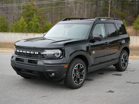 New 2025 Ford Bronco Sport Outer Banks w/ Outer Banks Tech Package+ AWD/4WD image 3
