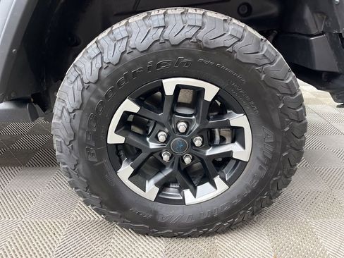 Used 2025 Jeep Wrangler Unlimited Rubicon 4xe w/ Safety Group image 6