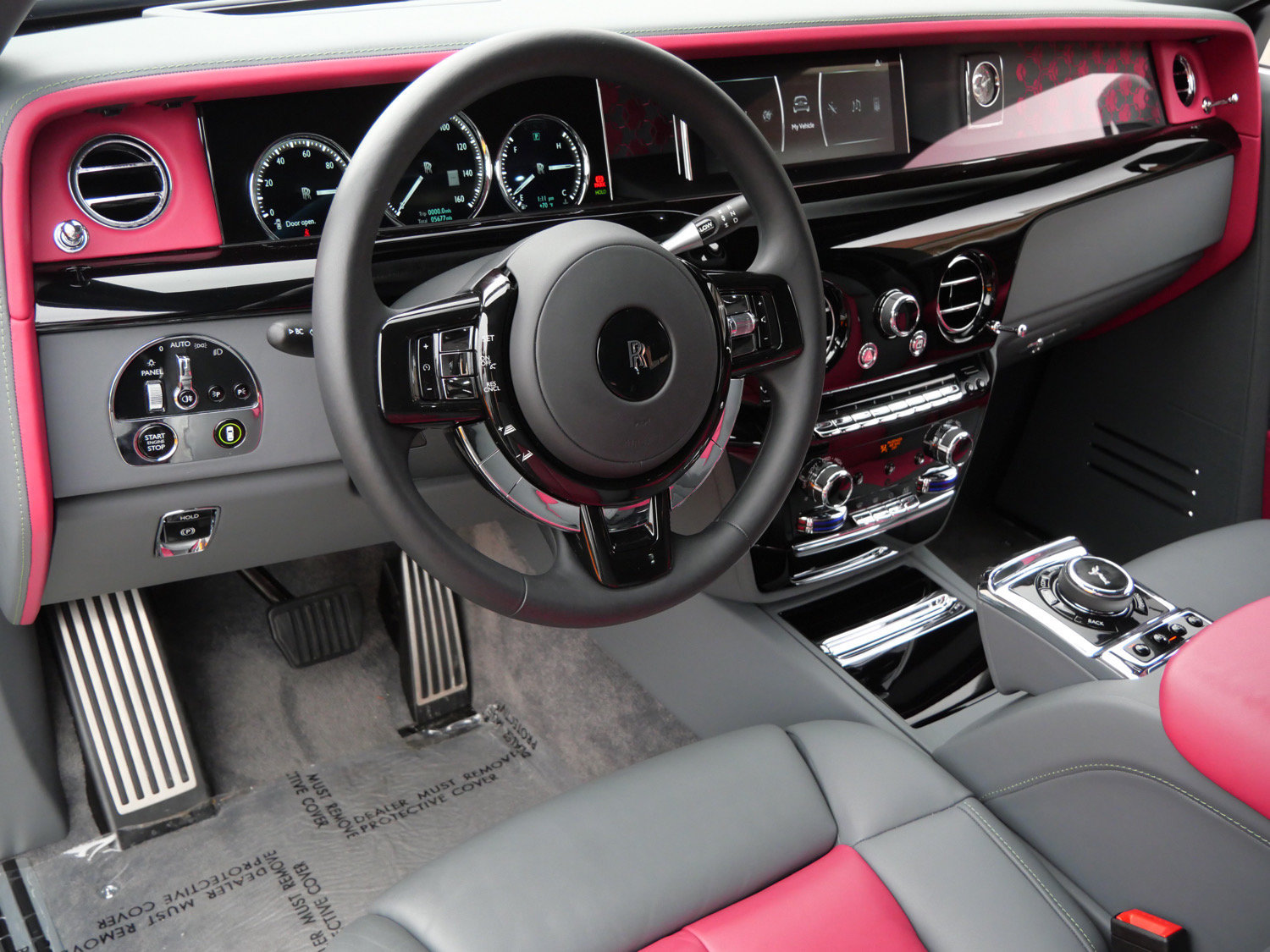 Certified 2023 Rolls-Royce Phantom Sedan RWD image 17