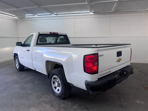 Used 2017 Chevrolet Silverado 1500 W/T RWD image 7