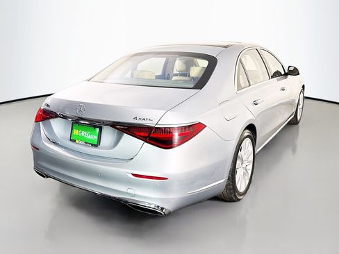 Used 2022 Mercedes-Benz S 500 4MATIC image 10