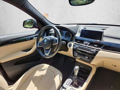 Used 2017 BMW X1 xDrive28i AWD/4WD image 9