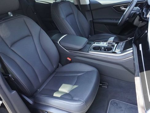 Used 2023 Audi Q8 Premium Plus w/ Premium Plus Package AWD/4WD image 24