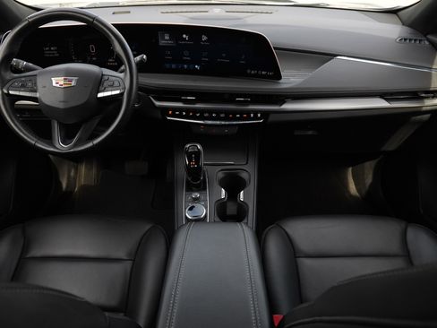 Certified 2025 Cadillac XT4 Premium Luxury FWD image 7