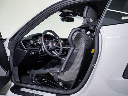 Certified 2025 Porsche 911 Turbo S image 21