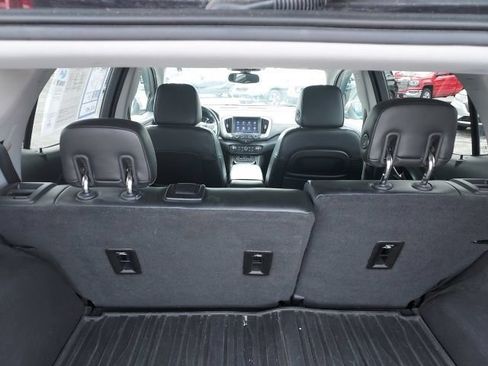 Used 2019 GMC Terrain SLT w/ Preferred Package AWD/4WD image 8