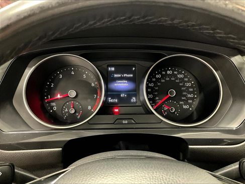 Used 2018 Volkswagen Tiguan SE AWD/4WD image 13