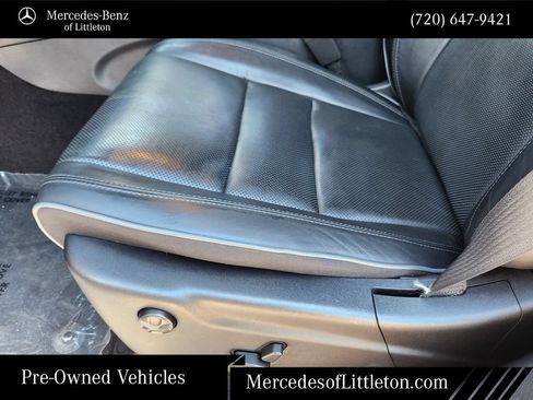 Used 2020 Jeep Grand Cherokee Overland AWD/4WD image 28