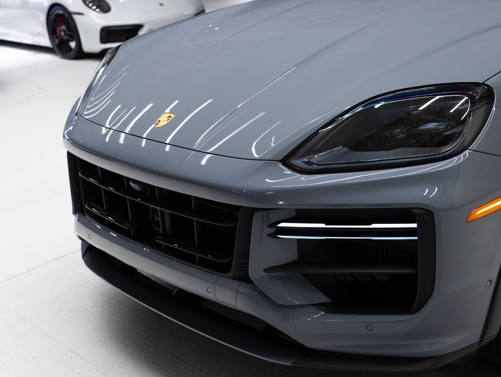 Certified 2024 Porsche Cayenne Turbo GT AWD/4WD image 32