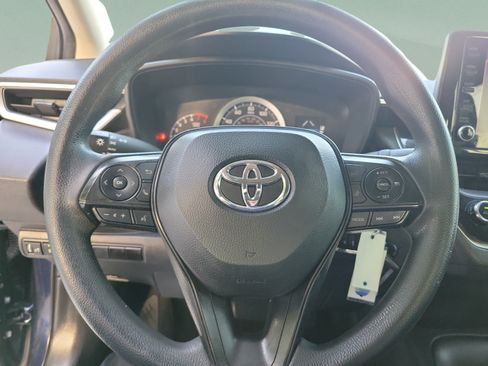 Used 2022 Toyota Corolla LE FWD image 17