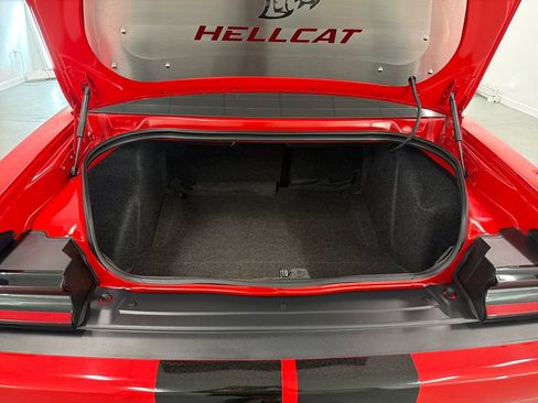 Used 2021 Dodge Challenger SRT Hellcat Redeye RWD image 8
