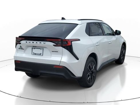 New 2026 Subaru Solterra AWD/4WD image 4