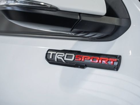 Used 2023 Toyota Tacoma TRD Sport w/ Technology Package AWD/4WD image 15