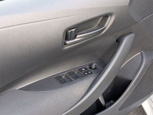 Used 2024 Toyota Corolla LE image 14