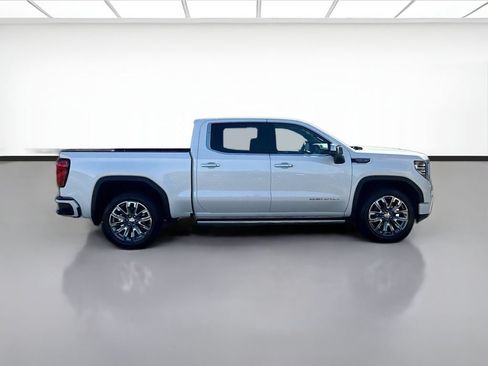 Used 2025 GMC Sierra 1500 Denali w/ Denali Reserve Package AWD/4WD image 5