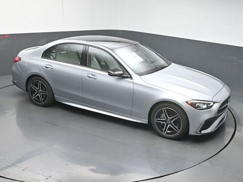 Used 2025 Mercedes-Benz C 300 Sedan image 42