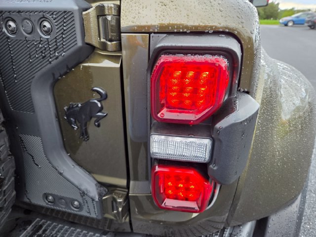 Used 2024 Ford Bronco Raptor w/ Interior Carbon Fiber Pack 6 AWD/4WD image 17
