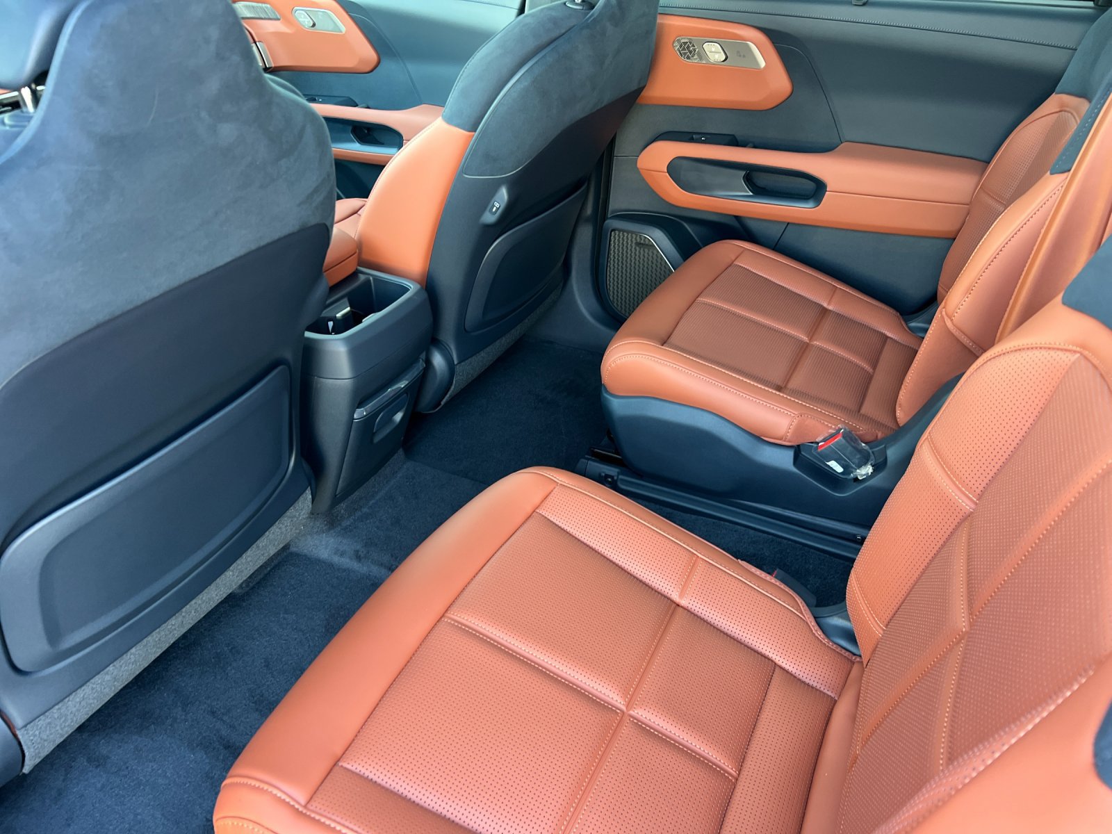 New 2027 Kia Telluride SX Prestige AWD/4WD image 12