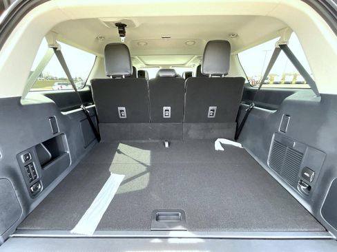 New 2026 Ford Expedition Max Platinum w/ Driver's Package image 15