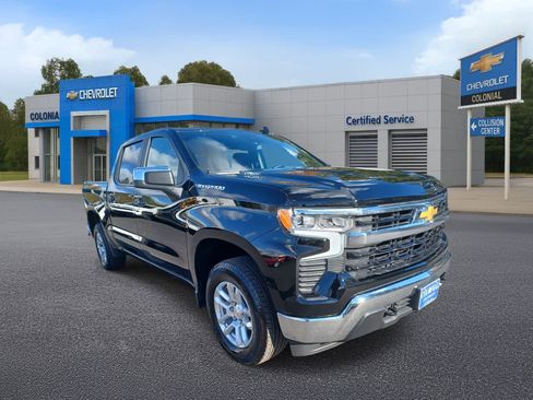 Used 2025 Chevrolet Silverado 1500 LT image 2