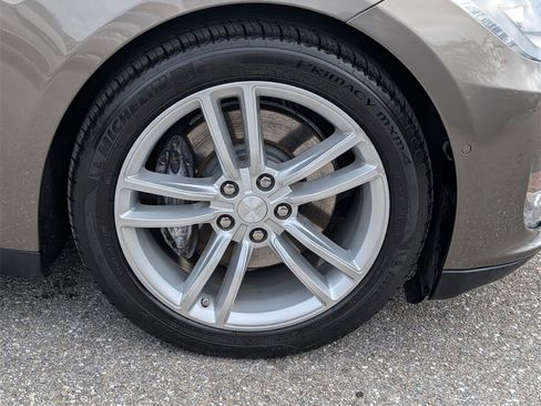 Used 2015 Tesla Model S P85D image 9