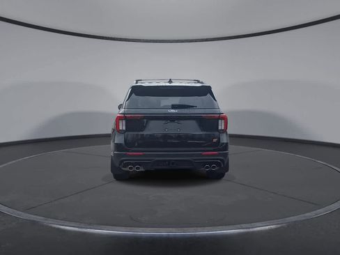 Certified 2025 Ford Explorer ST image 7