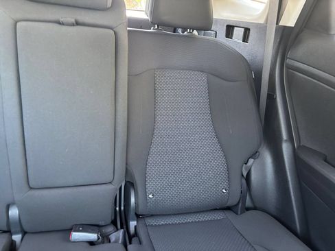 Used 2026 Kia Sportage LX FWD image 37