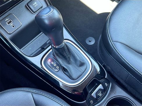 Used 2021 Jeep Compass Latitude image 16