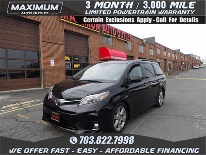 Used 2019 Toyota Sienna SE Premium