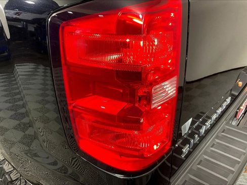 Used 2018 Chevrolet Silverado 2500 LT w/ Midnight Edition AWD/4WD image 23