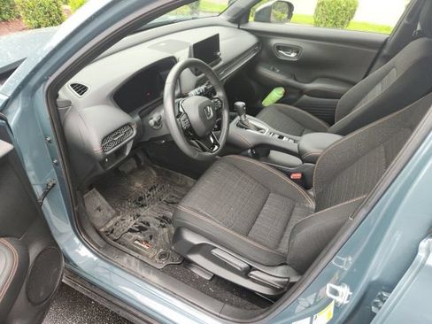 Used 2024 Honda HR-V Sport image 6