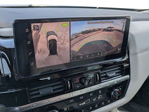 New 2026 Nissan Pathfinder SL FWD image 19