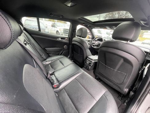 Used 2019 Kia Stinger GT1 image 32