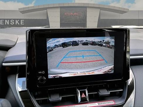 Used 2026 Toyota Corolla LE FWD image 23