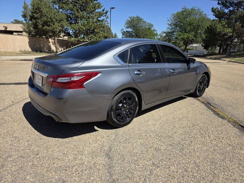 Used 2018 Nissan Altima 2.5 S w/ S Convenience Package FWD image 8