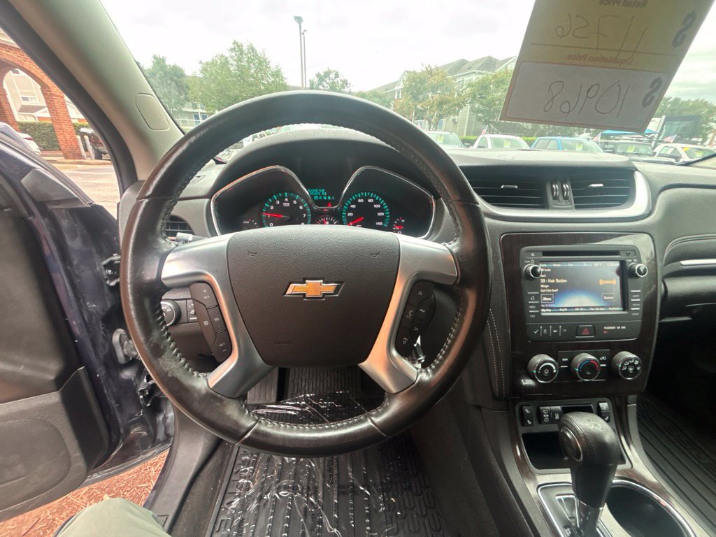 Used 2015 Chevrolet Traverse LT w/ Style and Technology Package AWD/4WD image 10
